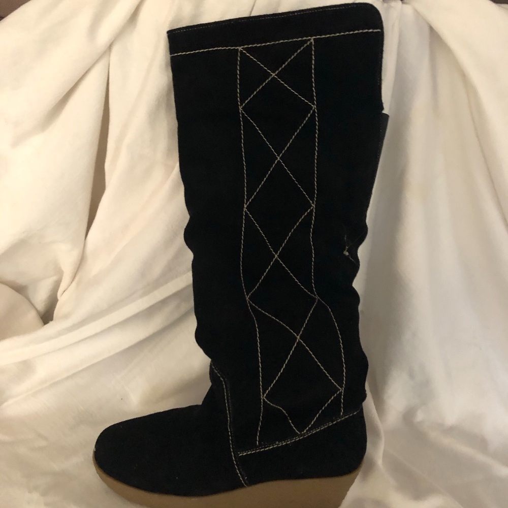 New !Oh Deer Knee High Black Suede Boots with Shearing Lining.